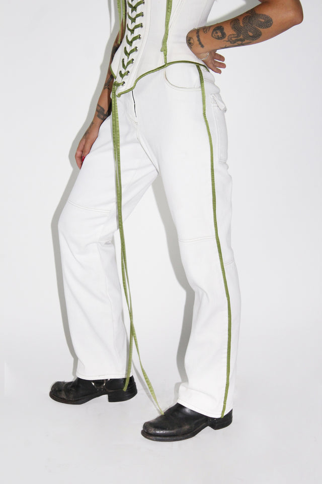 THE WHITE CARGO PANT