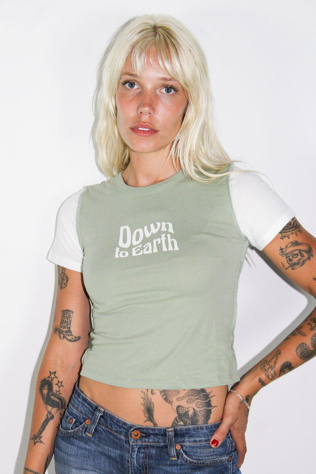 DOWN TO EARTH TEE