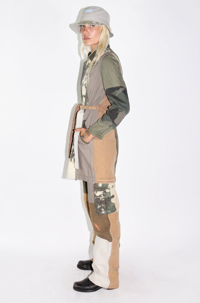 THE KHAKI TRENCH