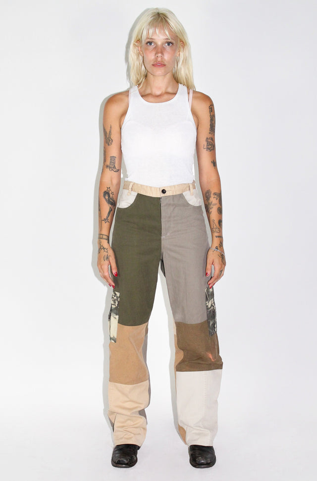 THE WOMEN'S KHAKI CARGO PANT