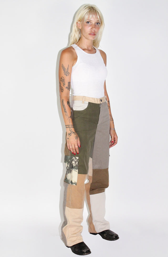 THE WOMEN'S KHAKI CARGO PANT