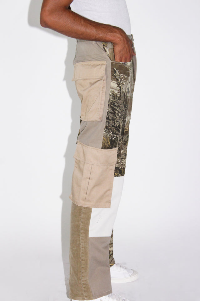 THE MEN'S KHAKI CARGO PANT