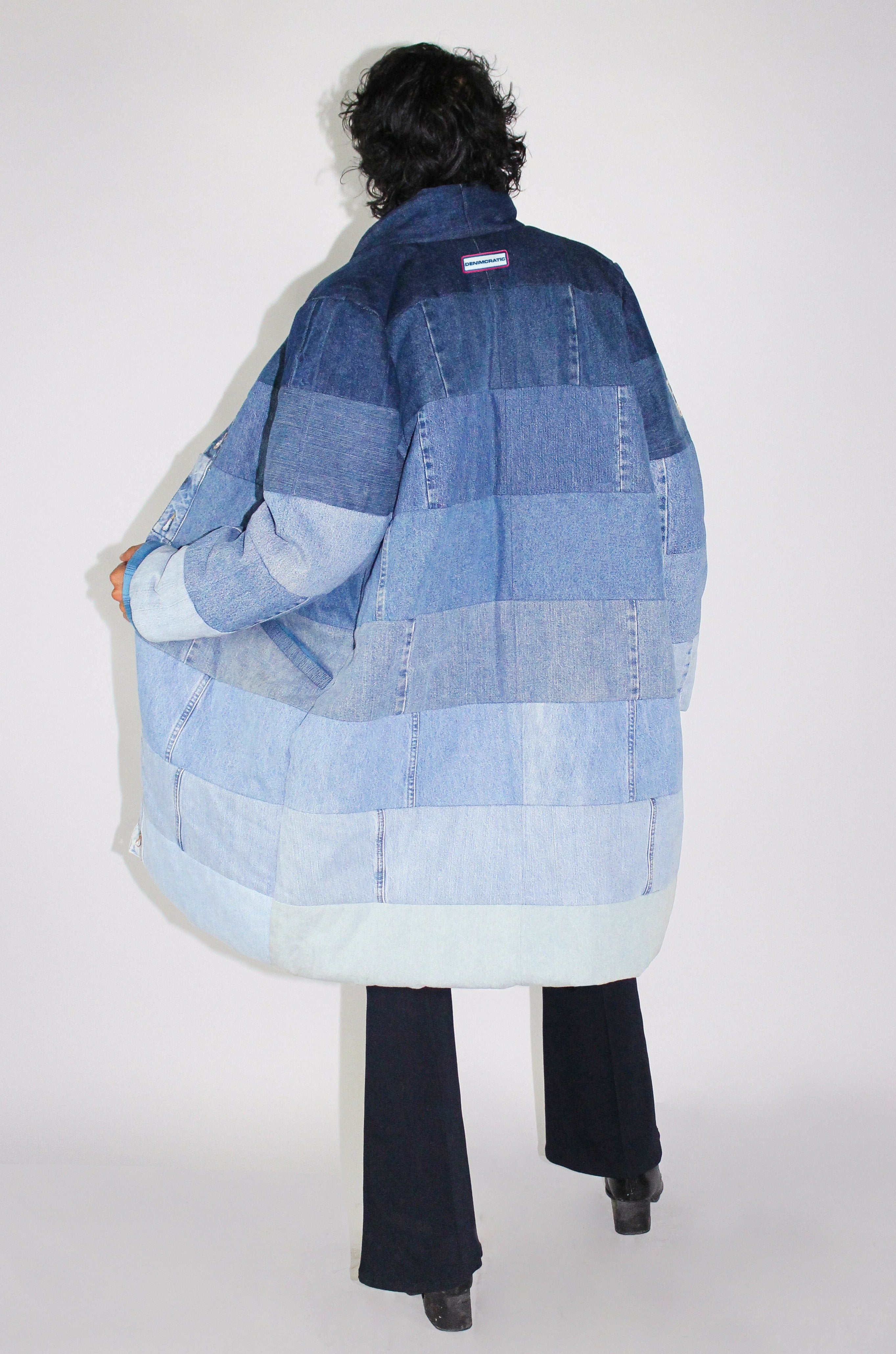 THE LONG GRADIENT DENIM PUFFER