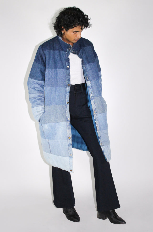 THE LONG GRADIENT DENIM PUFFER